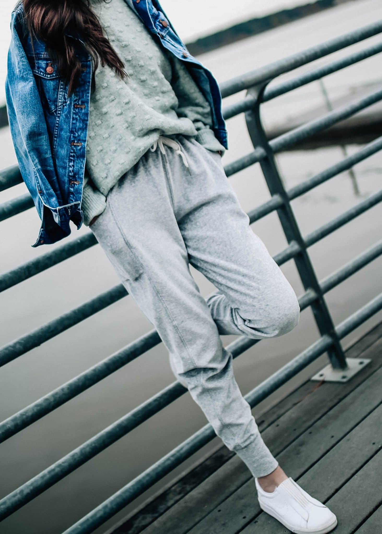 45 Stylish Jogger Pants Outfit that'll Inspire You | Jogger pants outfit,  Fashion, Comfy outfits