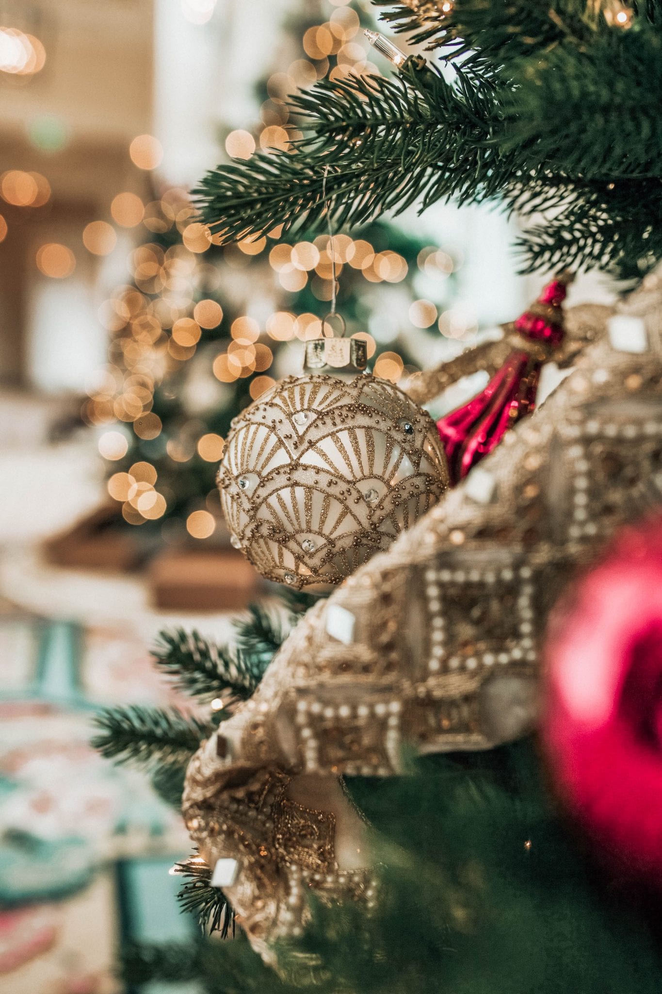 Decorating at the Biltmore - Pretty in the Pines, New York City ...