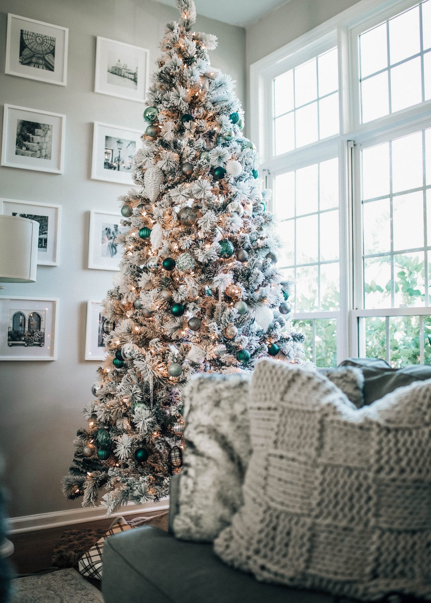  60 Pieces Pine Cones for Christmas Tree Christmas Pine