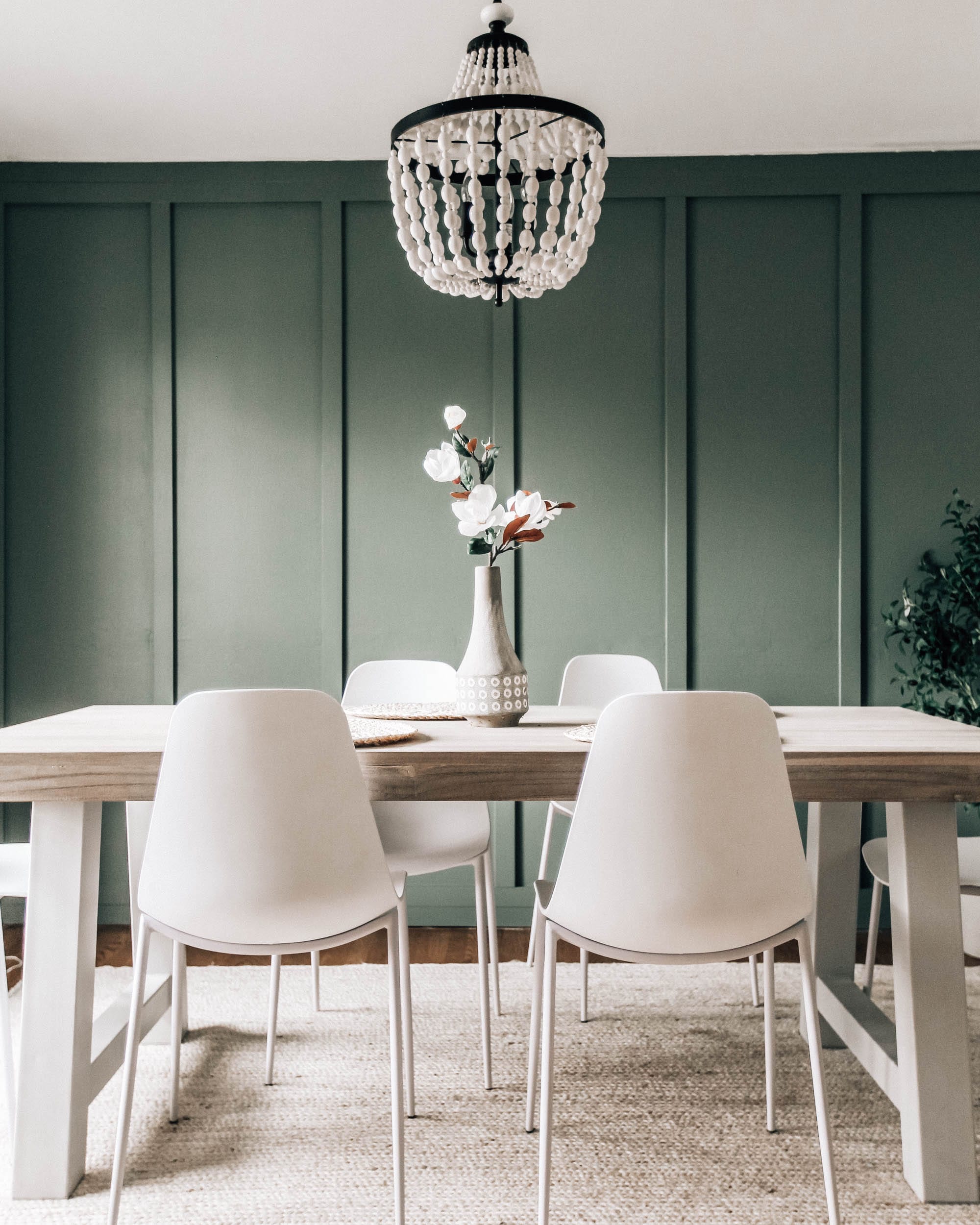 Tavola store dining table