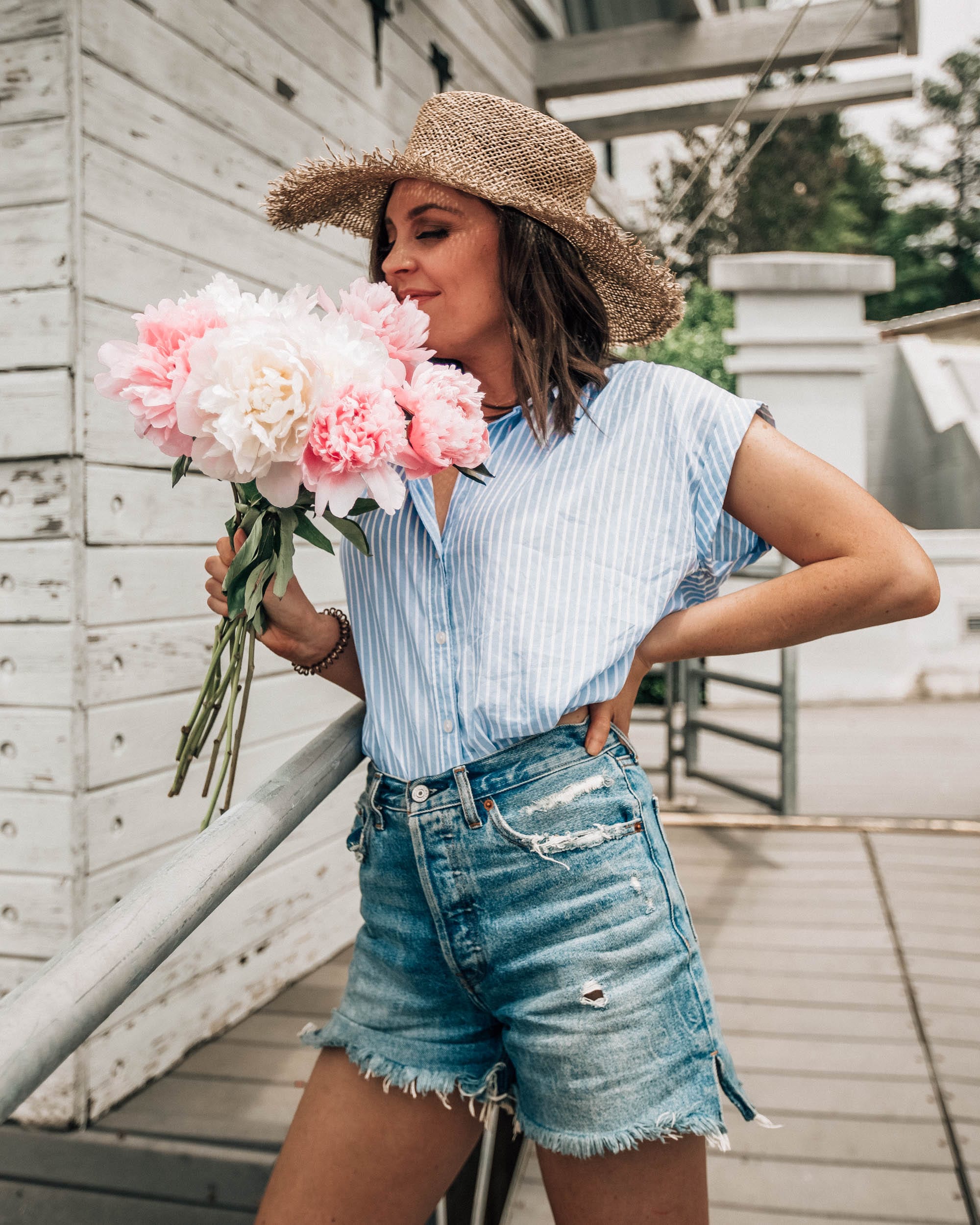 A Casual Summer Capsule Wardrobe - Pretty in the Pines, New York City  Lifestyle Blog