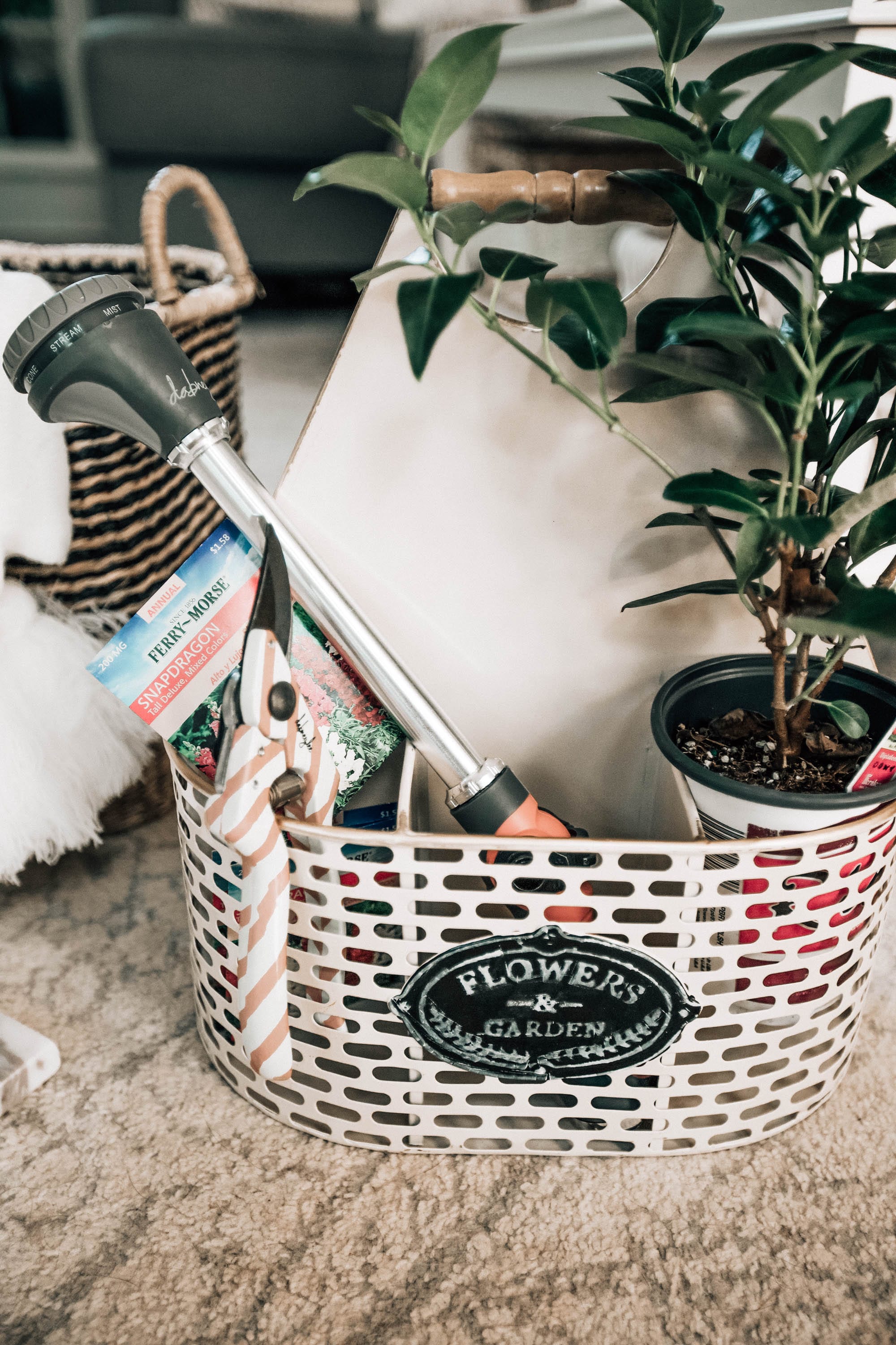 Goodpick on Instagram: Our baskets are perfect for those who want to add  some texture and warmth to their home decor. They're also a great way to  bring some natural elements into