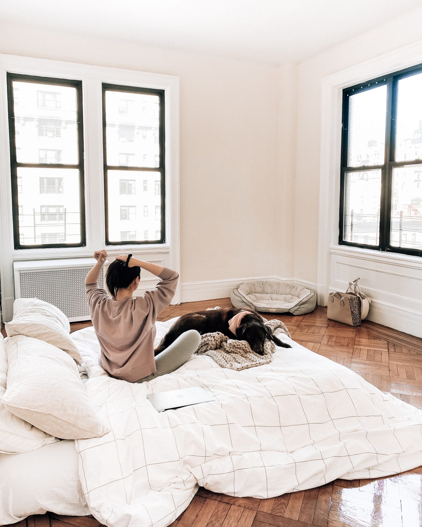 Small New York Apartment Empty