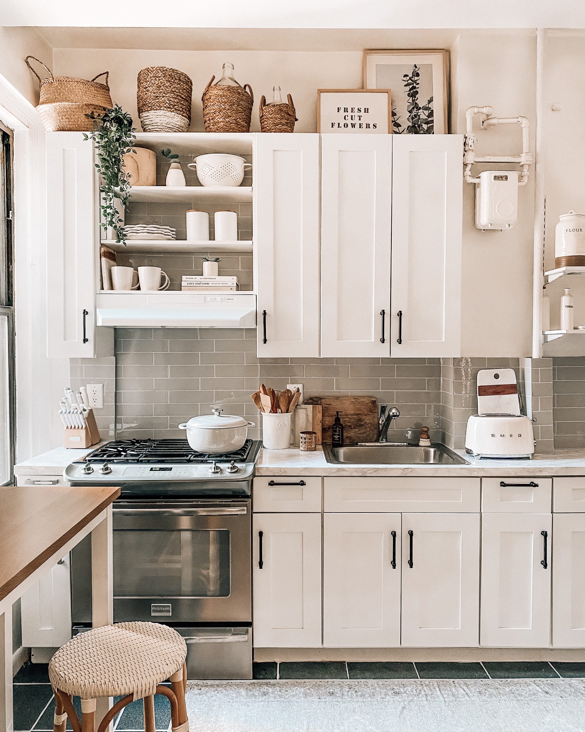 27 Renter-Friendly DIY Kitchen Makeovers on a Budget