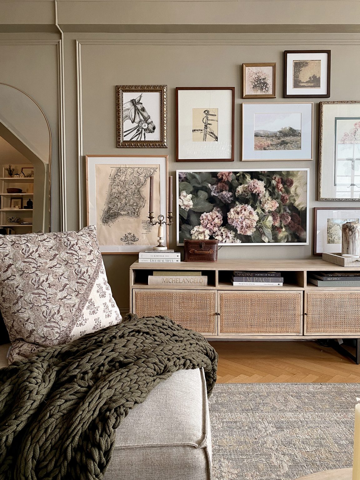 Living Room Pretty In The Pines New York City Lifestyle Blog living-room-pretty-in-the-pines-new-york-city-lifestyle-blog